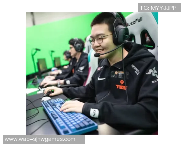 和平精英巨献揭秘TES战队S15赛季精彩配合与电竞比分分析 和平精英巨献揭秘TES战队S15赛季精彩配合与电竞比分分析